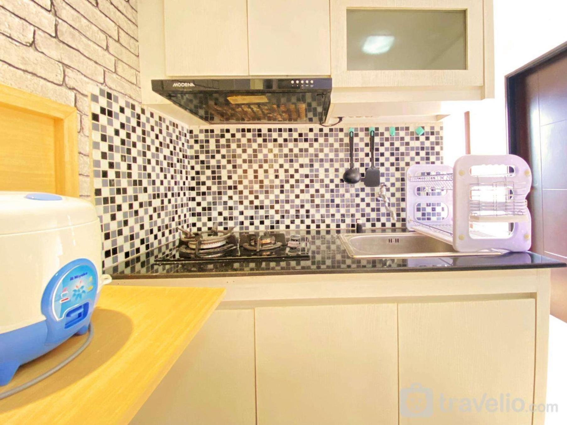 Apartemen Homey 2br At Gateway Ahmad Yani Cicadas By Travelio *
