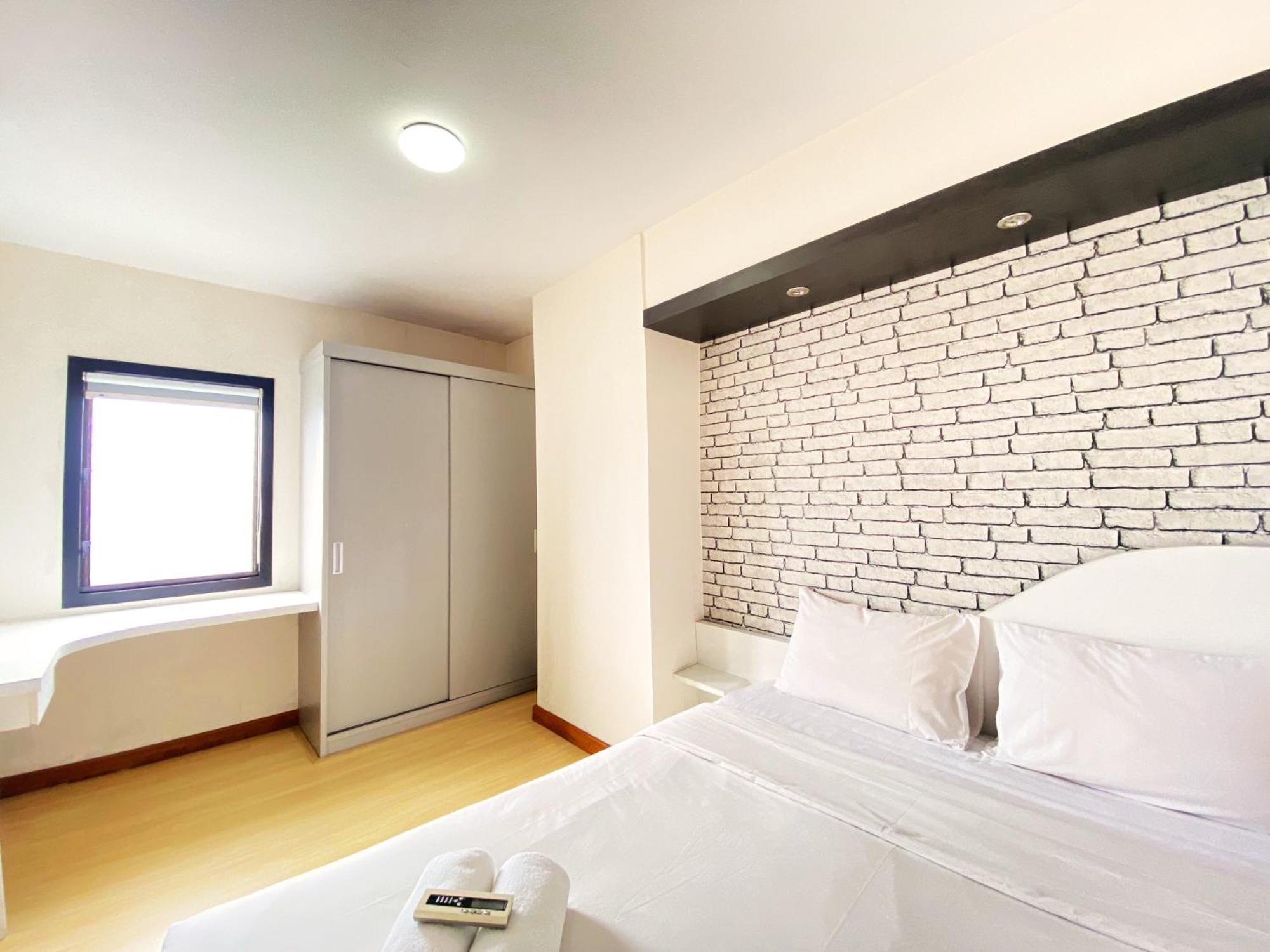 Homey 2br At Gateway Ahmad Yani Cicadas By Travelio Bandung